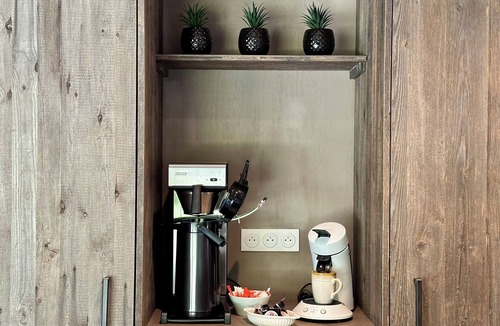 Lachalade House | Superb house with bubble bath and pool table