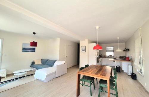 Saint-Coulomb House | Superb house with garden - Saint-Coulomb
