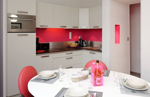 Le Touquet-Paris-Plage Apartment | Superb luxury T3 in Touquettoise villa with parking and wifi