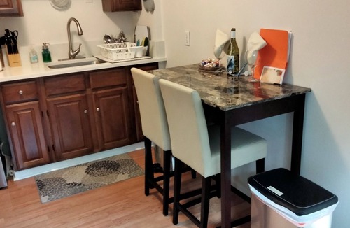 Sunset Hill House | SUPERB LOCATION, Ballard Locks, Seattle, Wa.