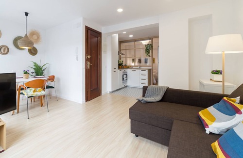 Sant Francesc Apartment | SUPERB LOCATION FOR DISCOVERING VALENCIA, STILYSH & CENTRAL WITH BALCONY.