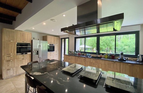 Chateau-Landon House | Superb Mill - Château Landon