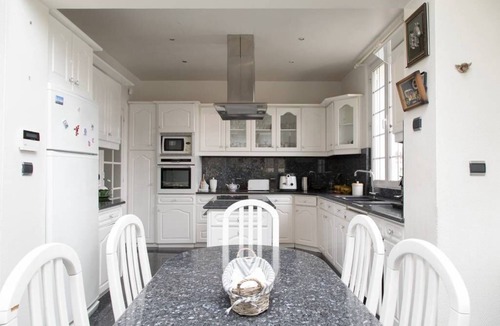 Neuilly-Plaisance House | Superb millstone Maison de Maître near Paris and Disney
