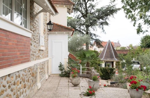 Neuilly-Plaisance House | Superb millstone Maison de Maître near Paris and Disney