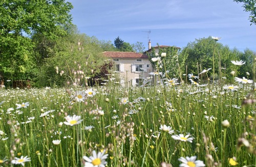 Nanteuil-en-Vallee House | Superb old renovated mill