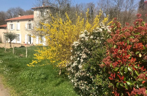 Nanteuil-en-Vallee House | Superb old renovated mill