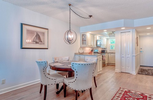Marco Island Condo | Superb Riverfront Condo