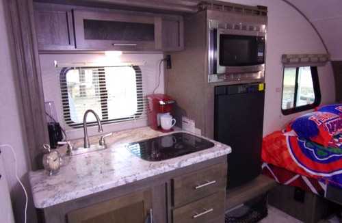 Geneva House | Superb RV with AC, heat, good spectrum internet,