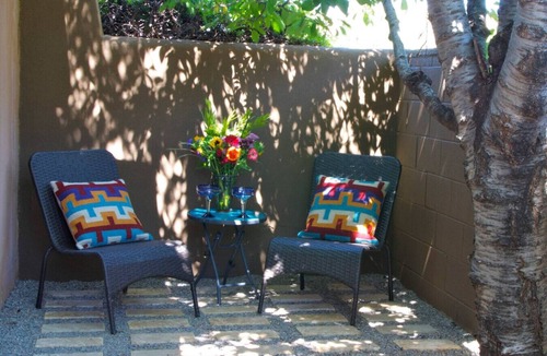 South Capitol Condo | Superb Santa Fe HQ - Prime Location - Decked Digs
