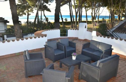 Vilafortuny House | Superb Seafront Villa