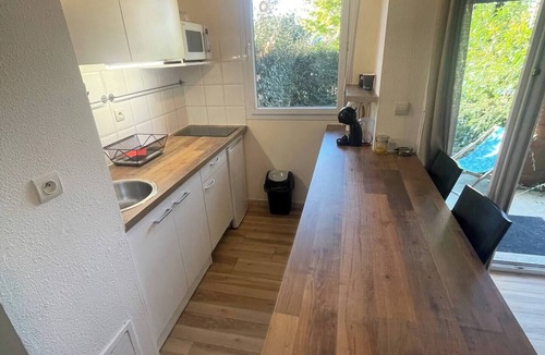 Grenade-sur-Garonne Apartment | Superb studio in secure residence with swimming pool