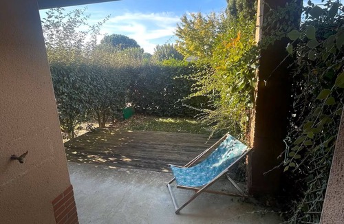 Grenade-sur-Garonne Apartment | Superb studio in secure residence with swimming pool