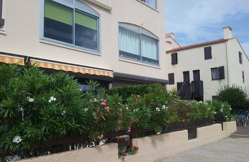 Saint-Cyprien Plage Apartment | Superb Studio F1bis Pool Marina View