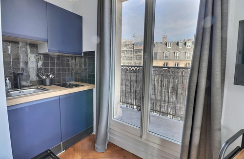 Les Halles Apartment | Superb Studio Fireplace Balcony Air-conditioning