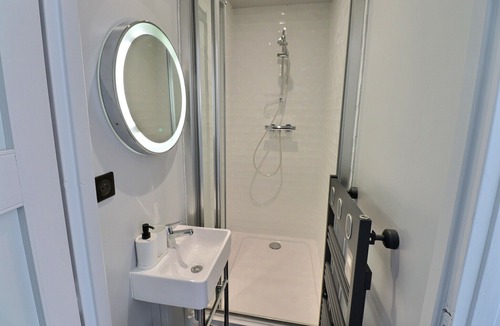 Les Halles Apartment | Superb Studio Fireplace Balcony Air-conditioning