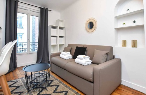 Neuilly-sur-Seine Apartment | Superb Studio -Neuilly / La Défense BAIL MOBILITY