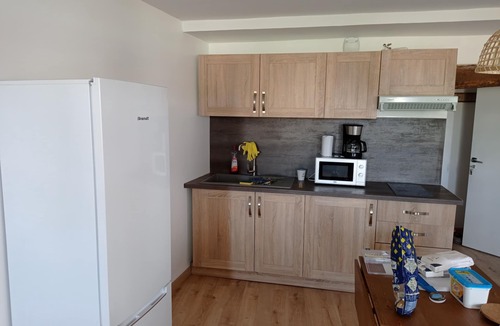 Pont-sur-Yonne Apartment | Superb studio in town center