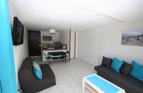 Le Barcares Apartment | SUPERB STUDIO IN LE BARCARES 4 pers. SEA FRONT