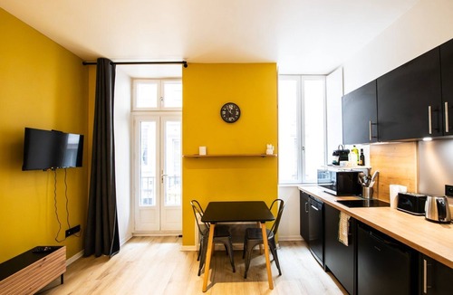 Griffon - Royale Apartment | Superb studio with balcony city center Opera