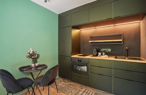 Neuilly-sur-Seine Apartment | ﻿Superb Suite in Neuilly Porte Maillot