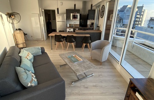 La Baule-Escoublac Apartment | SUPERB T3 LA BAULE 50 M FROM THE SEA