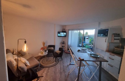 Guerande Apartment | Superb T3 R.D.Jardin La Baule Heated swimming pool