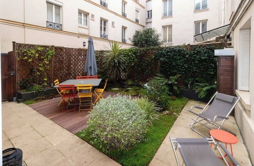 Chaillot Apartment | Superb Terrace Apart Champs Elysees Eiffel Tower