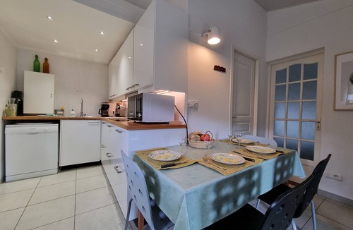 Montbrun-des-Corbieres Villa | Superb villa with nice views and a private pool