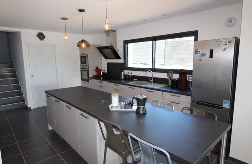 Saint-Martin-d'Ardeche Villa | Superb villa, very comfortable. 5 stars. Air conditioning, swimming pool, Jacuzzi and sauna.