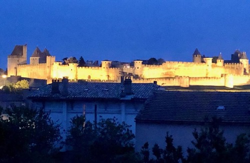 Carcassonne Apartment | Superb views of the Medieval City