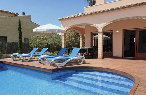 Sant Pere Pescador Villa | Superb villa near sandy beach Sant Pere Pescador