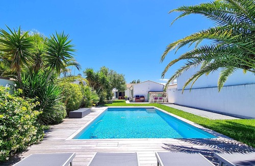 Sainte-Marie-de-Re House | Superb villa with pool, bowling alley and parking
