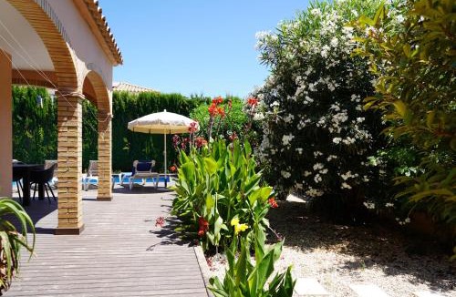 Sant Pere Pescador Villa | Superb villa near sandy beach Sant Pere Pescador, Amfora 64