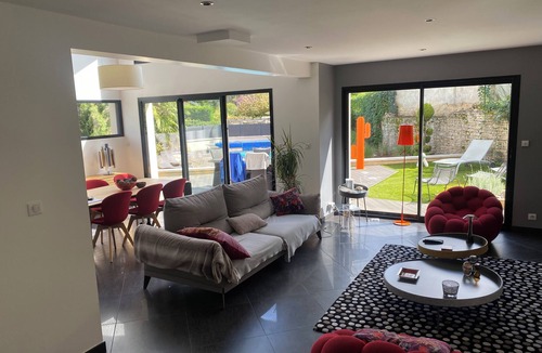 Velars-sur-Ouche Villa | Superb villa with pool