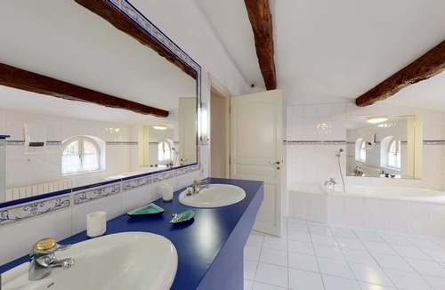 Beauteville Villa | Superb Villa with Heated Saltwater Pool