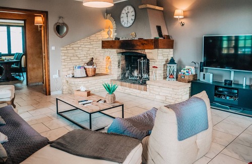 Venejan Villa | Superb Villa with Pool and Village View