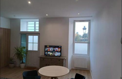 Meung-sur-Loire Apartment | Superbe 2 pièces refait à neuf idéalement situé