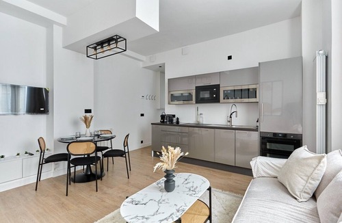 Bercy Apartment | Superbe Apartment Center of Paris