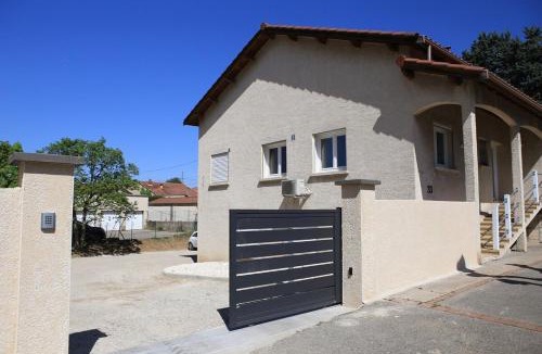 Roussillon-en-Isere Apartment | Superbe appartement T2