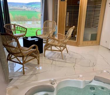 Vincelles Apartment | Superbe appartement avec spa privatif