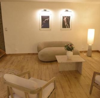 Carbonne Apartment | Superbe appartement loveroom avec balnéo Dolce notte