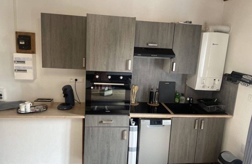 Sedan Apartment | Superbe Appartement Neuf Face au Château - 2 ch/5 Pers - Netflix Canal+ - Wifi
