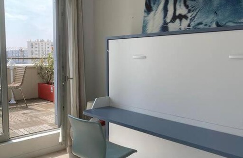Bagneux Apartment | Superbe chambre PS1-C2 avec terrasse, clim optionnel
