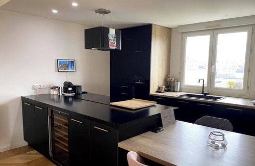 Yves Farge - Le Fleuve Apartment | Superbe Duplex Centre de Lyon - Rooftop et Parking