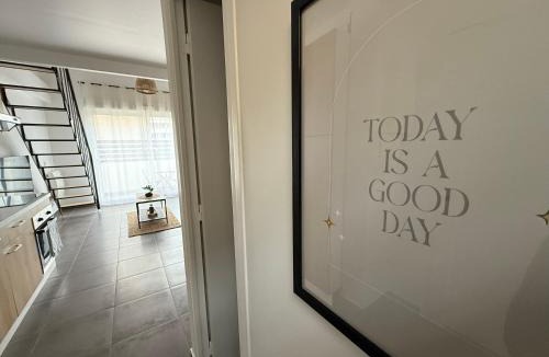 Neuilly-sur-Marne Apartment | Superbe F2 Duplex Cosy Zen proche Paris & Disneyland