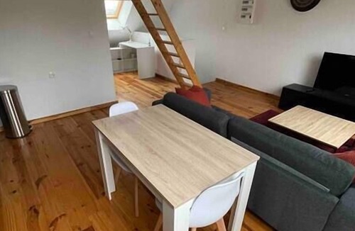 Aulnoy-lez-Valenciennes Apartment | Superbe Appt Style Loft au Pied du Tramway