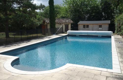 Lisle-sur-Tarn Apartment | Superbe gite cosy et rustique - accès piscine en haute saison