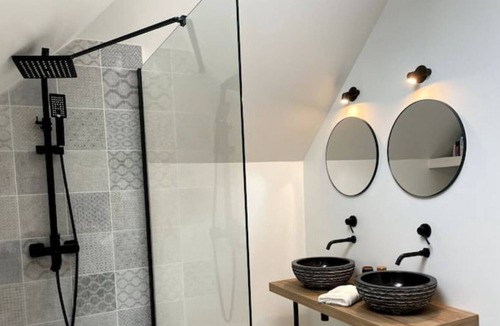 Tourcoing Apartment | Superbe Loft Atypique