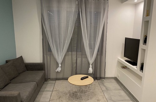 Saint-Quentin Apartment | Superbe Logement Entierement Renové