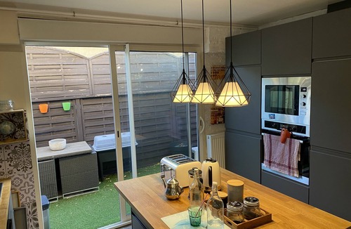 Carrieres-sur-Seine House | Superbe Maison Avec Terrasse Près de Paris